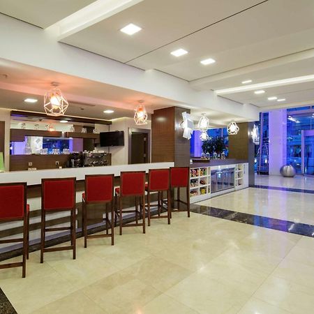 Hotel Hampton By Hilton Gaziantep Exterior foto