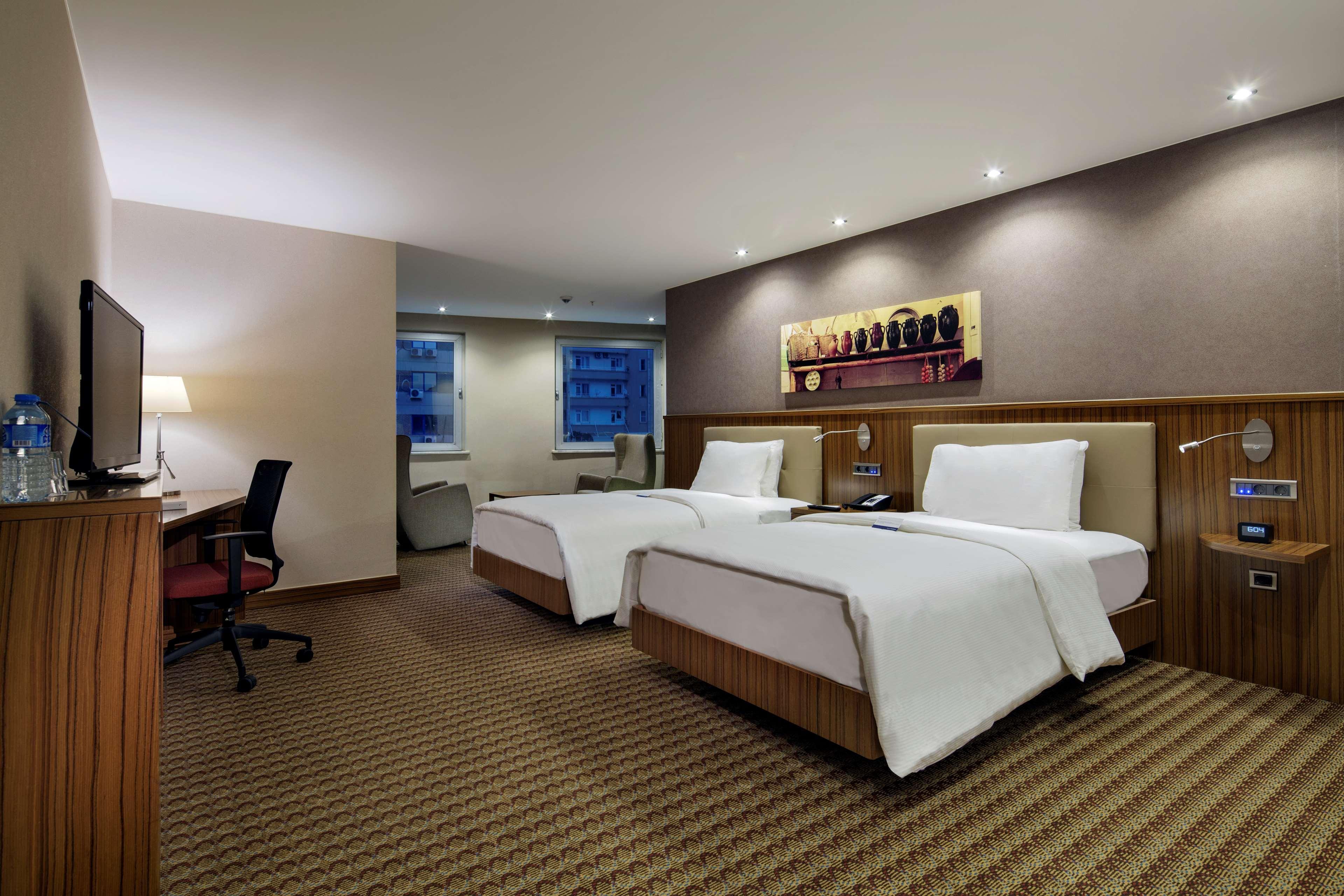 Hotel Hampton By Hilton Gaziantep Exterior foto