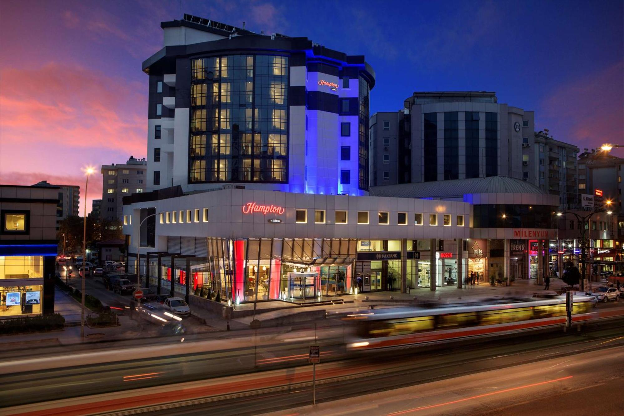 Hotel Hampton By Hilton Gaziantep Exterior foto
